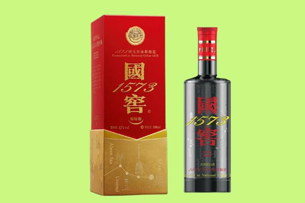 大同灵丘县回收国窖1573.jpg